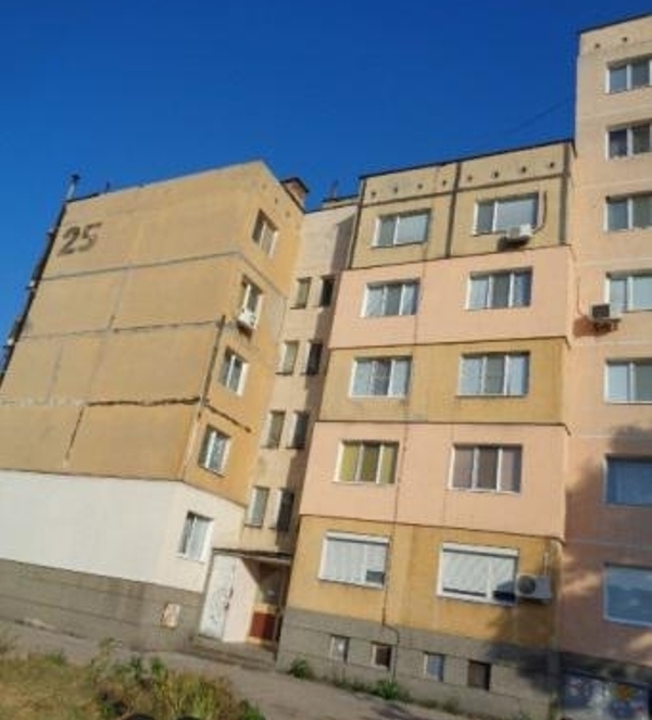 Частен съдебен изпълнител обяви на търг тристаен апартамент във Видин