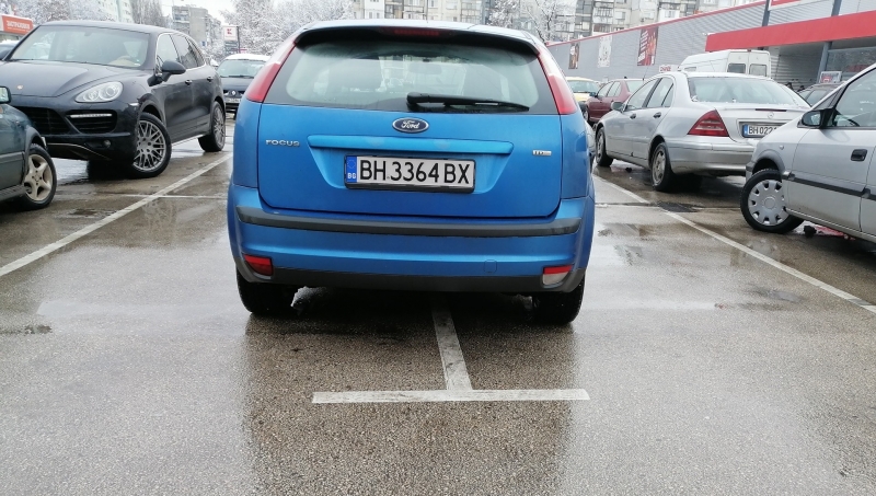 Видинчанин блесна с безумно паркиране и изуми съгражданите си показва