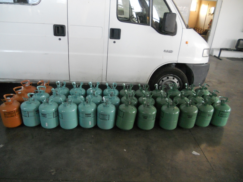 981 бутилки съдържащи общо 13 342 кг забранен за внос