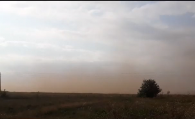 Облаци от черна пепел в района на Кремиковци стреснаха жителите