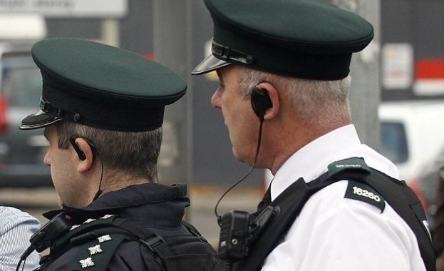 Полицията в Северна Ирландия съобщи за ареста на 57-годишна жена