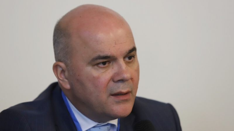 Заложеното увеличение на пенсиите от 1 юли 2020 година с 6 7