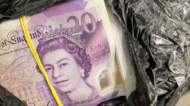 Пореден опит за пренос на недекларирана валута е осуетен на