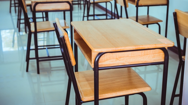 Дни след откриването на новата учебна година коронавирусът удари и