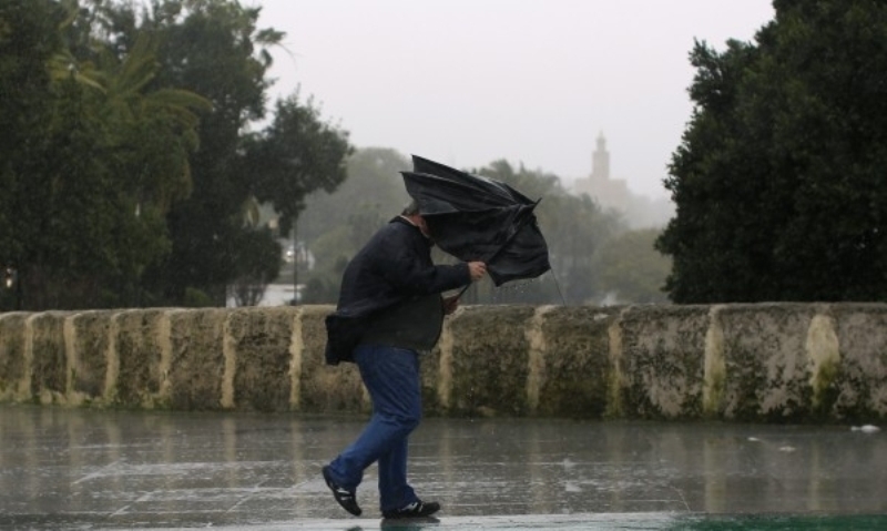 Времето ще е ветровито Със запад северозападен вятър ще нахлува значително по студен