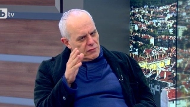 Димитър Главчев направи така с изгонването на опозицията от залата,