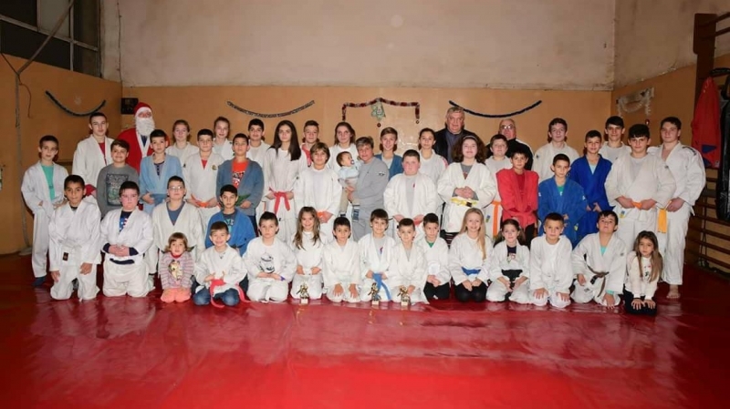 На вече станала традиционна церемония ръководството на видинския клуб по самбо