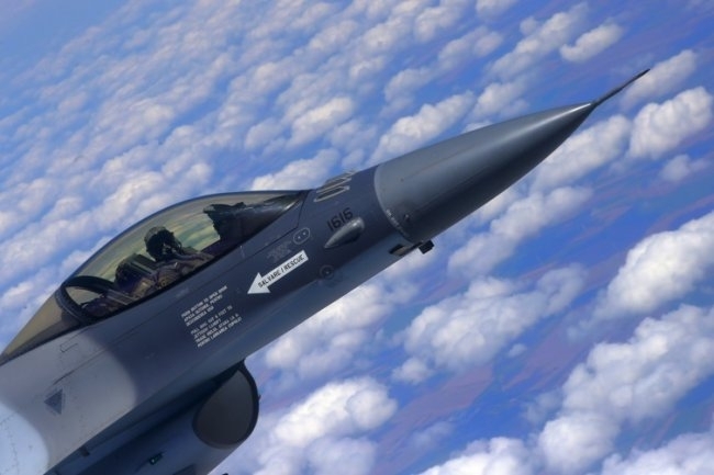 Украйна изгуби самолет F-16 при инцидент