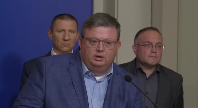 Още на 27 юли от Агенция пътна инфраструктура са изисквали