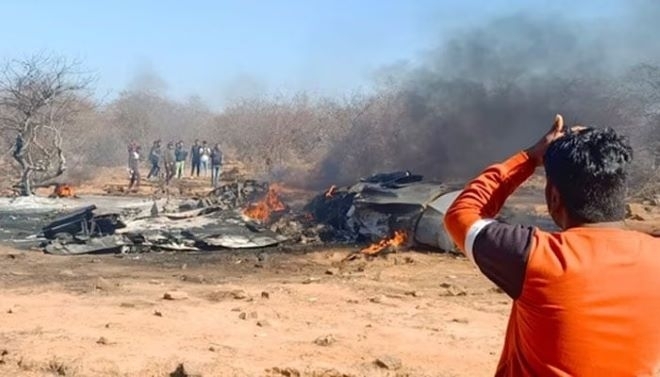 Два самолета на индийските ВВС се разбиха в щата Мадхя