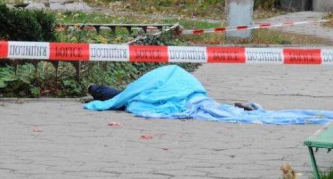 Труп на мъж бе открит в центъра на хасковското село