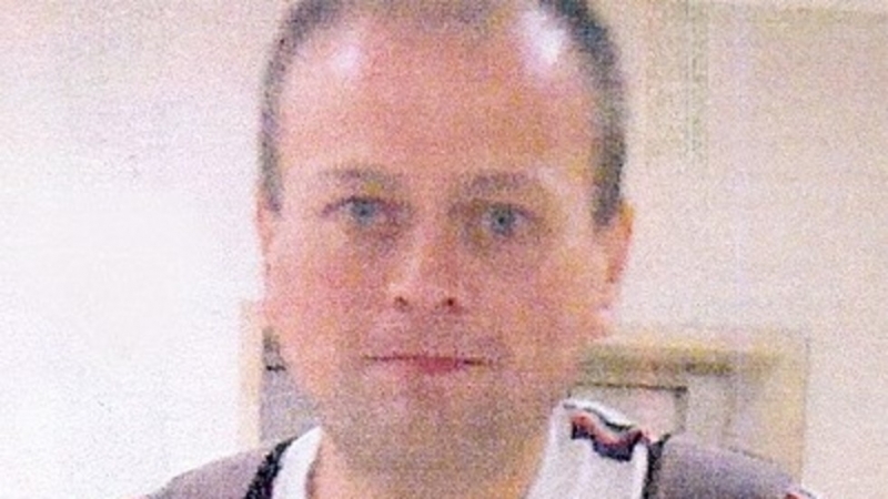 Столичната полиция издирва 33 годишния Виктор Данаилов Зерков който е в неизвестност от