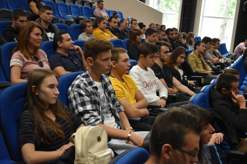 Иновативните образователни методи развитието на ИТ сектора социалната политика и