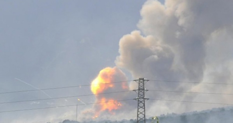 Момиче на 17 години е загинало след като ракета изстреляна