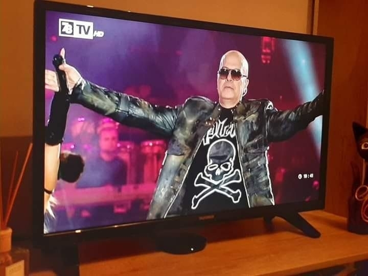 Телевизия 7 8 на Слави стартира с художествена самодейнст лош вариант