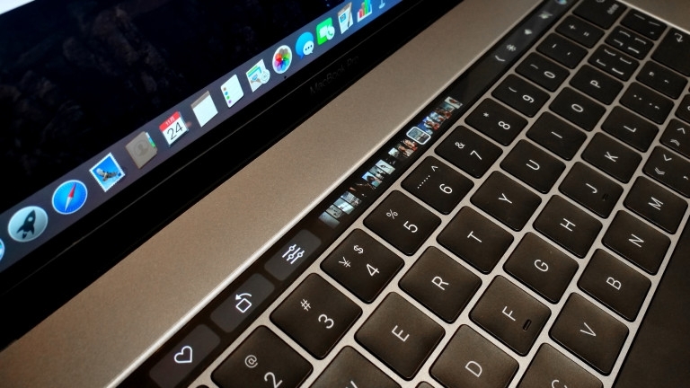 Арестуваха компютърен специалист показал пробив в електронната система на община