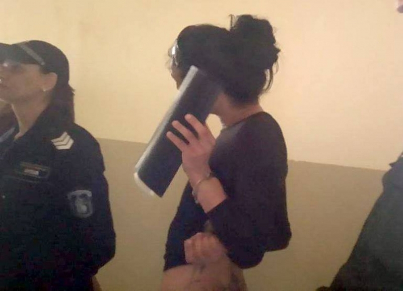 Пиян транссексуален мъж нападна пловдивчани на автогара Юг Грозната сцена