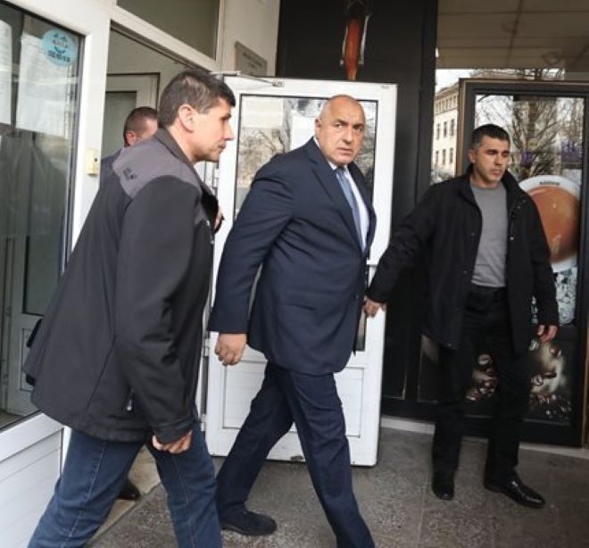 Държавните гардове които доскоро пазеха лидера на ГЕРБ Бойко Борисов
