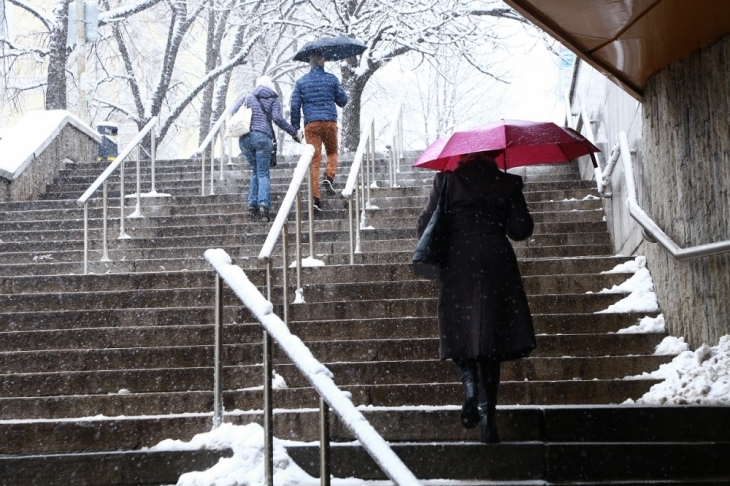Днес облачността ще бъде значителна на много места с валежи