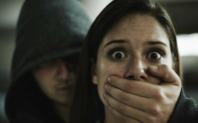 19 годишен отвлече момиче в Самоков съобщиха от полицията Случката е вчера на 15