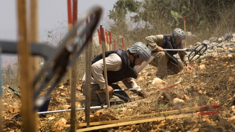 Хизбула заяви че е детонирала взривни устройства насочени срещу израелски