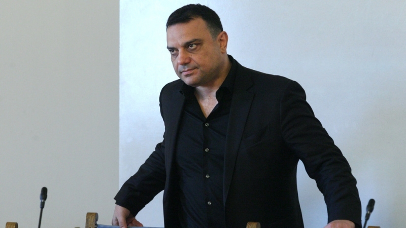 След 11 месеца еквилибристики прокуратурата прекрати разследването срещу бившия транспортен