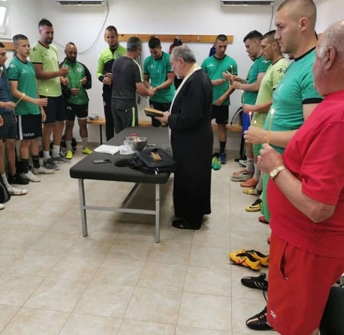 С тържестввн водосвет футболният клуб Първа Атомна откри новия сезон