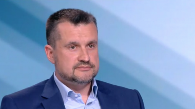Калоян Методиев: През ГЕРБ Радев е четвъртият партньор в сглобката