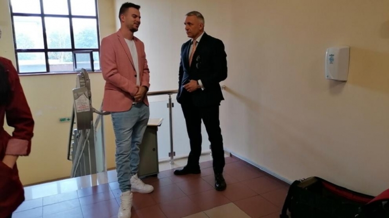 Братът на певицата ЛиЛана Александър Деянов познат като бийтбоксъра