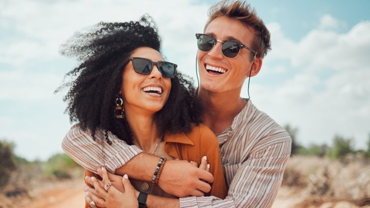 Случвало ли ви се е да срещнете някого и в