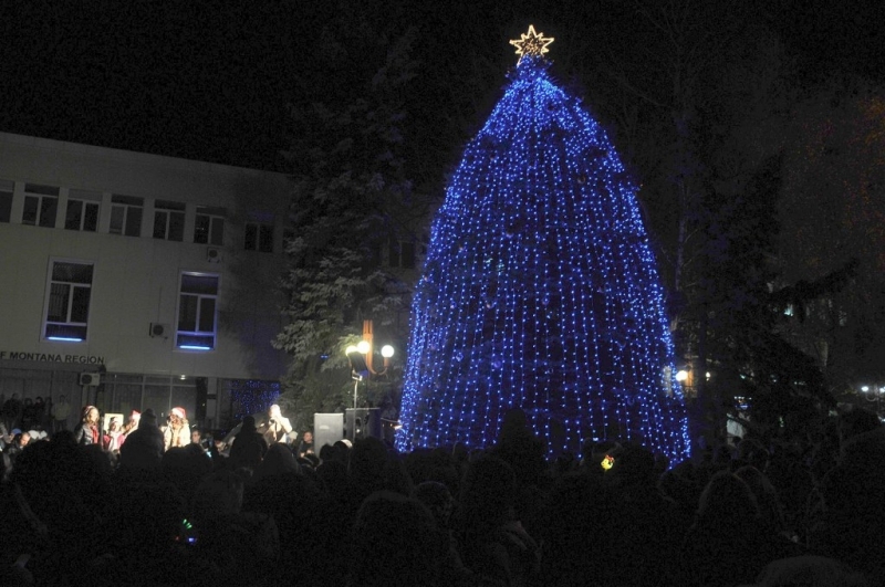 Община Монтана е готова с празничната си програма за Коледните