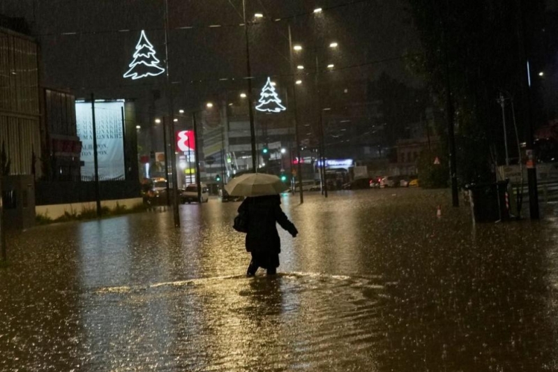 Двама души са загинали вследствие на лошото време в Гърция