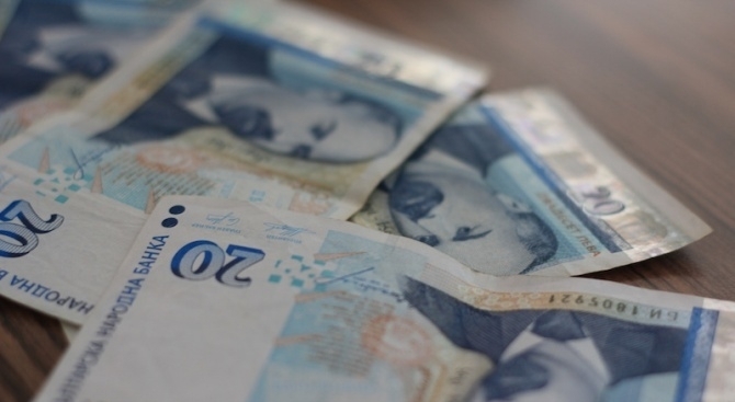 Още по 100 лв помощи за топлоенергия ще получат 210