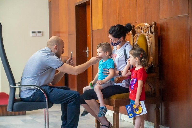 При осезаем интерес преминаха безплатните очни прегледи които се проведоха