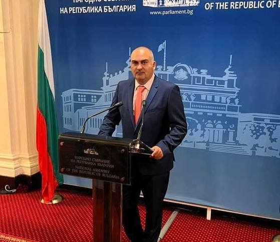 Бивш футболист на "Славия" и настоящ началник в БФС е нахапаният от мечка в Румъния