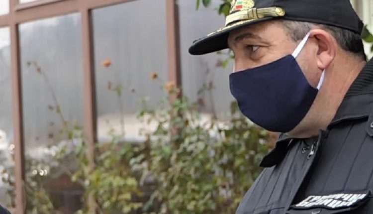 Директорът на Регионална дирекция Гранична полиция Драгоман комисар Светослав