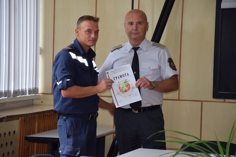 22 ма служители от областната и районните противопожарни служби във Видинско