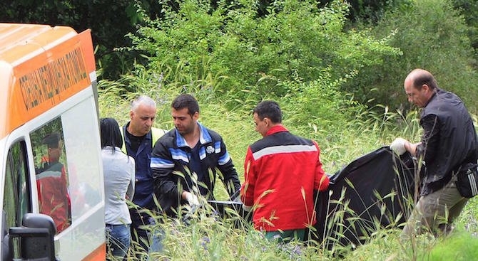 Тяло на мъж е било извадено от водите на река