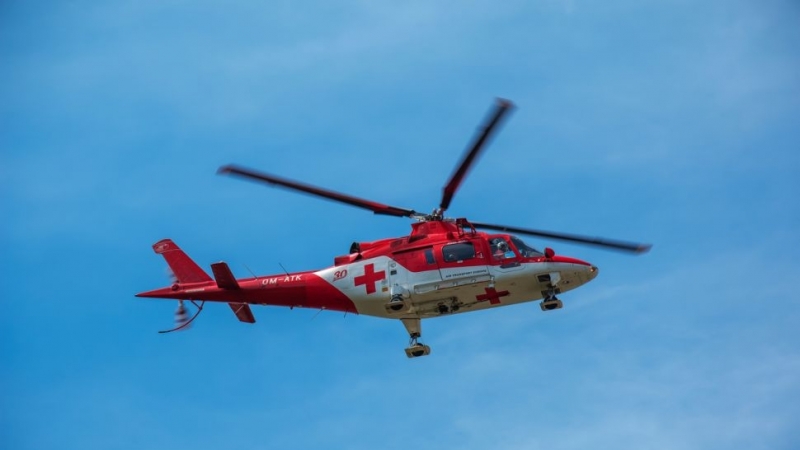 Медицински хеликоптер кацна във Видин: Транспортират по спешност пациент в София