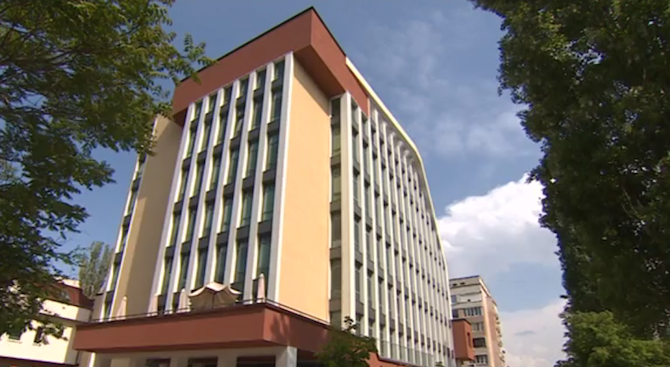 Жена се подложи на безкръвна операция но се събуди с