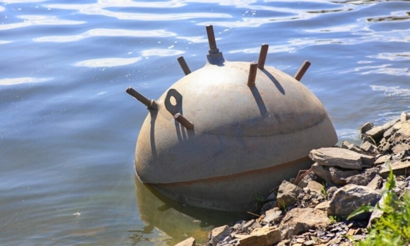 Унищожиха противопехотна мина, открита на плажа в Ахелой