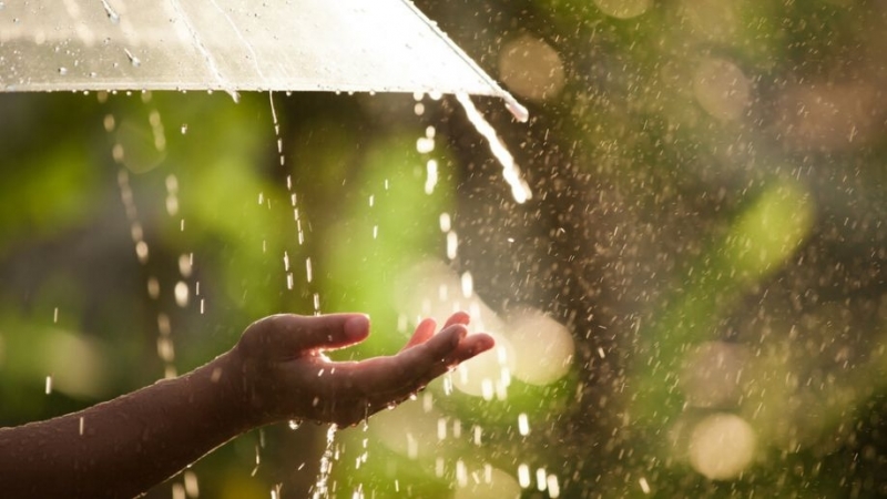 През нощта ще преобладава ясно време След полунощ в низините