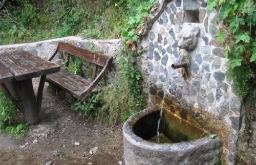 Разрешено е ползването на питейната вода от централните водоизточници в