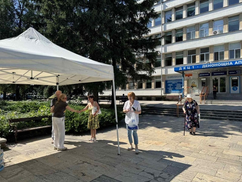 В адската жега: Община Враца раздава безплатна вода