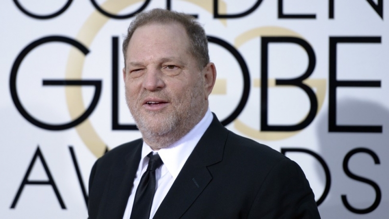 Скандалният холивудски продуцент Харви Уайнстийн беше задържан в Ню Йорк