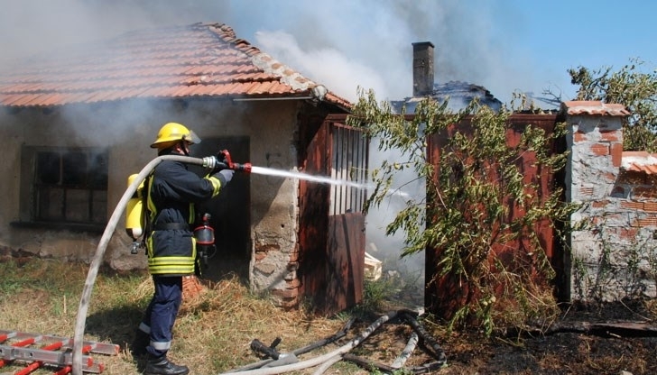 46 годишен мъж е загинал при пожар в изоставена къща в