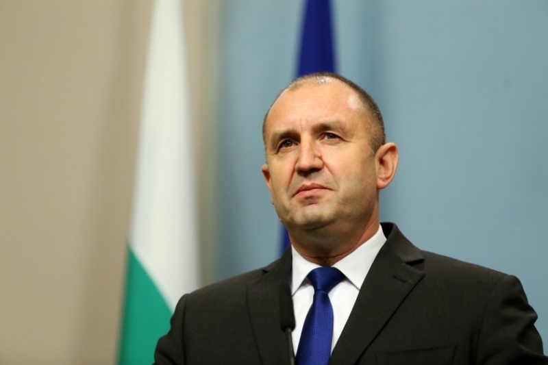Президентът Румен Радев публикува във фейсбук свое приветствие до българите
