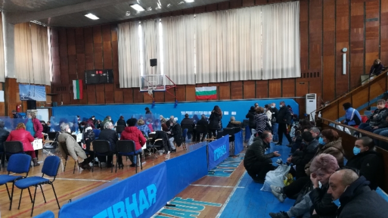 При 100 обработени протоколи към 21 часа ГЕРБ СДС имат подкрепата