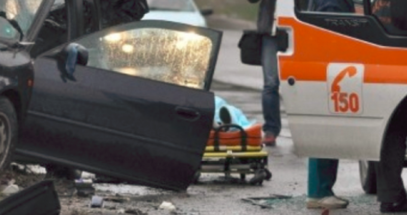 Двама пострадаха при тежък пътен инцидент край Сандански. Катастрофата стана