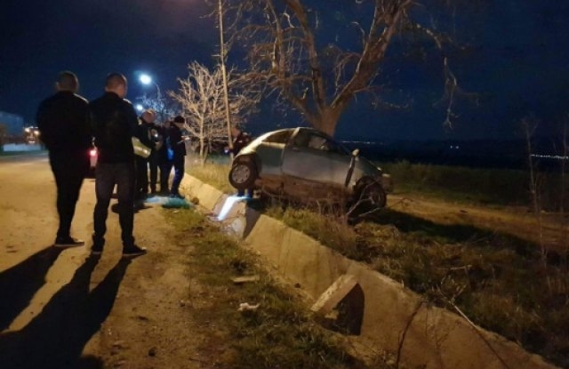 Пиян шофьор е катастрофирал във врачанското село Ракево съобщиха от
